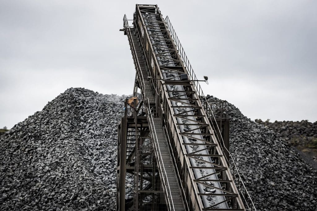 A smart investment in inclined coal conveyor equipment can help control costs.